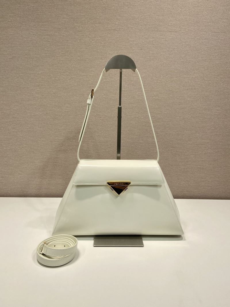 Pra*a hobo bags